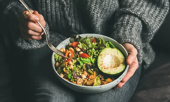 How to Control Diabetes Naturally: Effective Diet and Lifestyle Tips